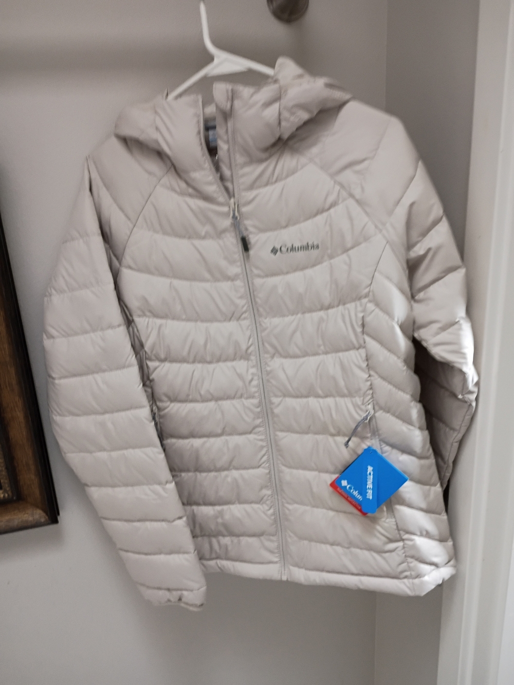 Columbia Lightweight Hooded Puffer Jacket - Light Beige
